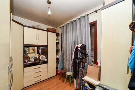 Casa à venda com 370m², 4 quartos e 1 vaga Casa à venda com 370m², 4 quartos e 1 vagaQuarto 1