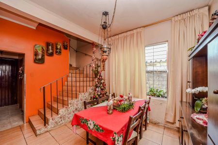 Casa à venda com 370m², 4 quartos e 1 vaga Casa à venda com 370m², 4 quartos e 1 vagaSala de Jantar