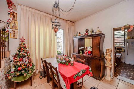Casa à venda com 370m², 4 quartos e 1 vaga Casa à venda com 370m², 4 quartos e 1 vagaSala de Jantar