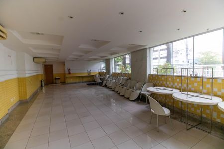 Apartamento à venda com 79m², 2 quartos e 1 vaga Apartamento à venda com 79m², 2 quartos e 1 vagaÁrea comum