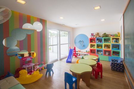 Apartamento à venda com 90m², 2 quartos e 2 vagas Apartamento à venda com 90m², 2 quartos e 2 vagasBrinquedoteca