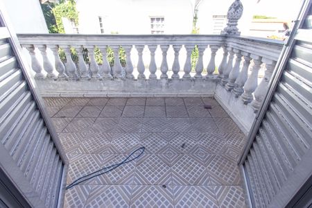 Casa à venda com 300m², 3 quartos e 5 vagasVaranda da Suíte