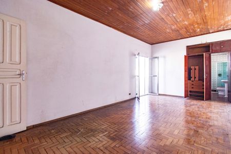 Casa à venda com 300m², 3 quartos e 5 vagasSuíte