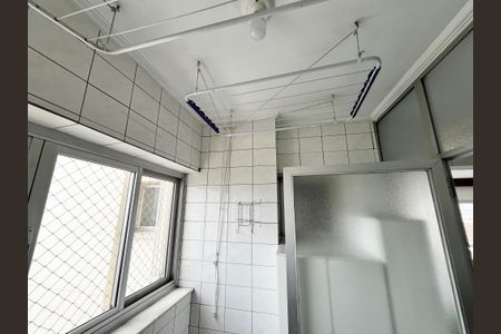 Apartamento à venda com 74m², 3 quartos e 1 vagaÁrea de Serviço