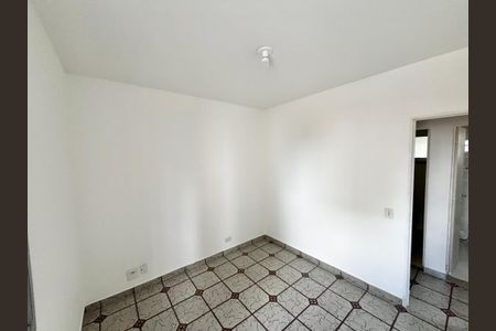 Apartamento à venda com 74m², 3 quartos e 1 vagaQuarto 2