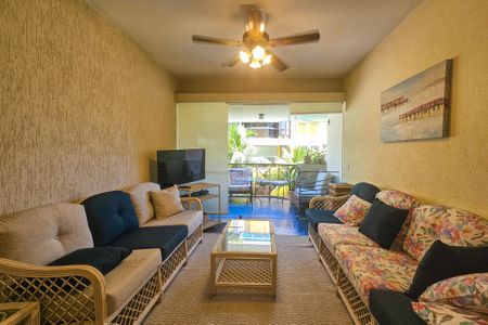 Sala de apartamento para alugar com 4 quartos, 130m² em Jardim Praiano, Guarujá