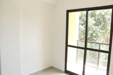 Sala de apartamento para alugar com 2 quartos, 50m² em Nossa Senhora das Gracas, Nova Iguaçu