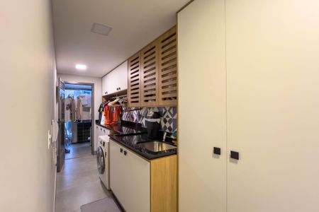 Apartamento à venda com 140m², 3 quartos e 2 vagasÁrea de serviço 