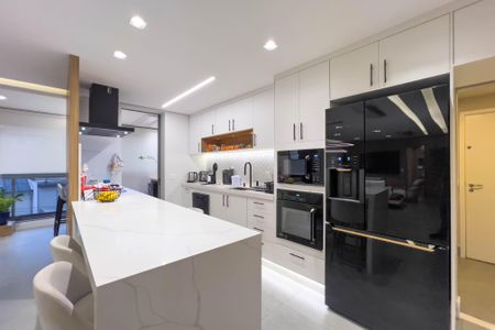 Apartamento à venda com 140m², 3 quartos e 2 vagasCozinha