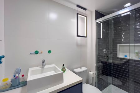 Apartamento à venda com 140m², 3 quartos e 2 vagasBanheiro do quarto 3