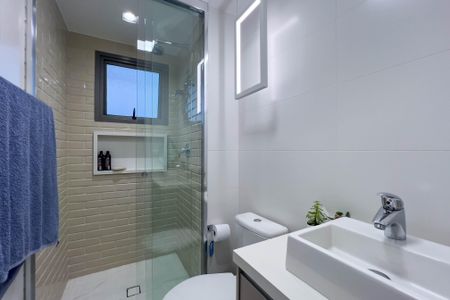 Apartamento à venda com 140m², 3 quartos e 2 vagasBanheiro do quarto 2