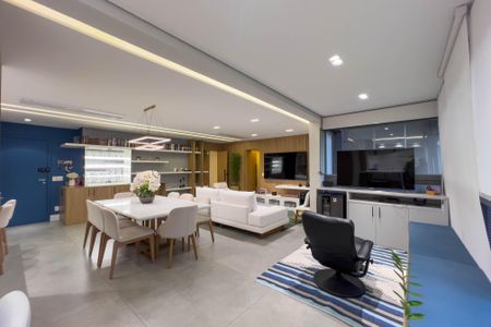 Apartamento à venda com 140m², 3 quartos e 2 vagasVaranda