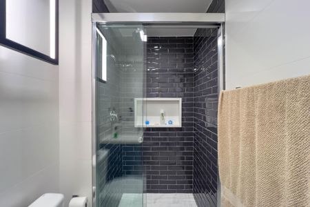 Apartamento à venda com 140m², 3 quartos e 2 vagasBanheiro do quarto 3