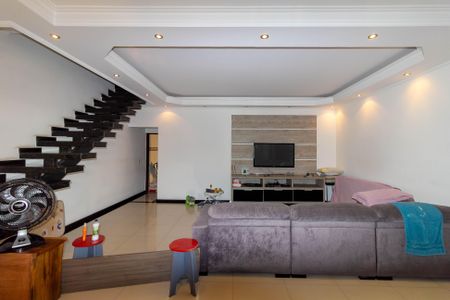 Sala de casa à venda com 2 quartos, 223m² em Cidade Continental, São Paulo