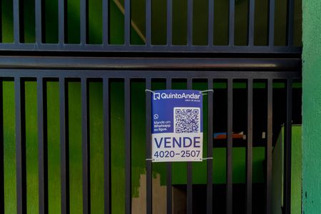 Casa à venda com 223m², 2 quartos e 10 vagas Casa à venda com 223m², 2 quartos e 10 vagasPlaca