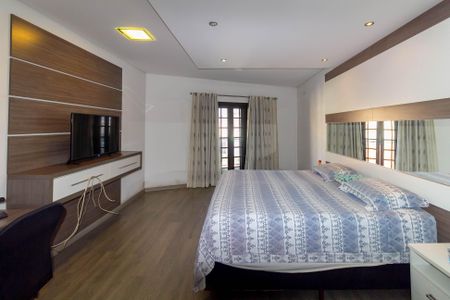 Casa à venda com 223m², 2 quartos e 10 vagas Casa à venda com 223m², 2 quartos e 10 vagasSuíte 2