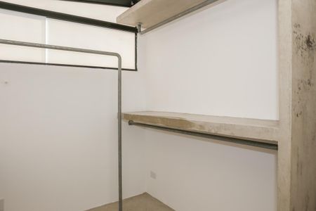 Apartamento para alugar com 135m², 2 quartos e 1 vagaCloset da Suíte