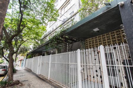 Apartamento à venda com 117m², 2 quartos e sem vagaFachada