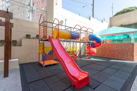 Apartamento para alugar com 43m², 2 quartos e 1 vaga Apartamento para alugar com 43m², 2 quartos e 1 vagaÁrea comum - Playground