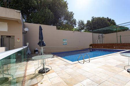 Apartamento para alugar com 43m², 2 quartos e 1 vaga Apartamento para alugar com 43m², 2 quartos e 1 vagaÁrea comum - Piscina