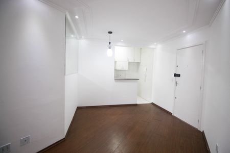 Sala de apartamento à venda com 2 quartos, 52m² em Jardim Henriqueta, Taboão da Serra