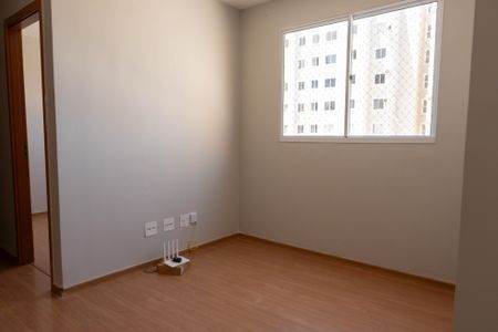 Sala de apartamento para alugar com 2 quartos, 53m² em Chácara São Pedro, Aparecida de Goiânia