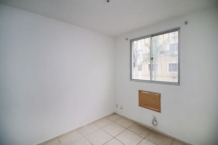 Quarto 1 de apartamento para alugar com 2 quartos, 50m² em Parada de Lucas, Rio de Janeiro