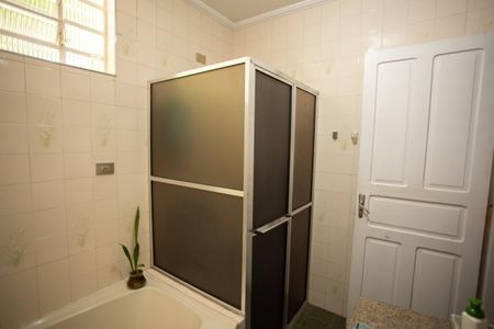 Casa à venda com 200m², 3 quartos e 3 vagasBANHEIRO