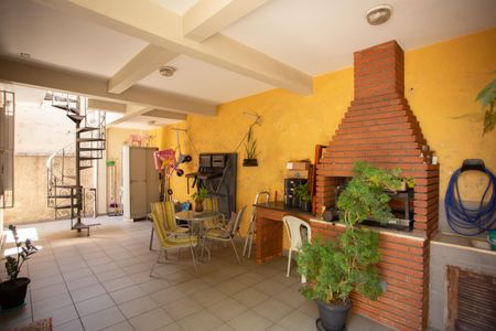 Casa à venda com 200m², 3 quartos e 3 vagasVARANDA E ÁREA GOURMET