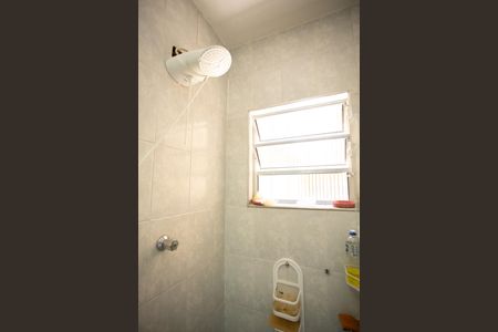 Casa à venda com 200m², 3 quartos e 3 vagasBANHEIRO DA SUÍTE