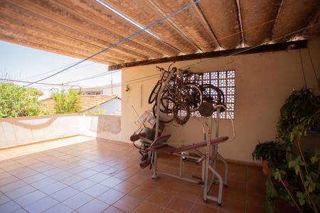 Casa à venda com 200m², 3 quartos e 3 vagasTERRAÇO E ÁREA DE SERVIÇO