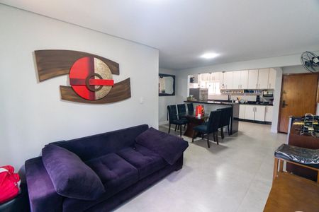 Apartamento à venda com 90m², 3 quartos e 1 vaga Apartamento à venda com 90m², 3 quartos e 1 vagaSala