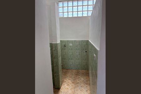 Casa à venda com 3 quartos, 200m² em Vila Invernada, São Paulo