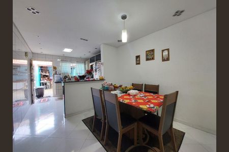 Casa à venda com 3 quartos, 150m² em Vila Ré, São Paulo