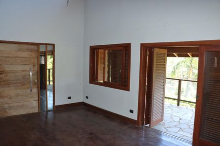 Sala de casa para alugar com 4 quartos, 304m² em Vila Santo Antônio, Cotia