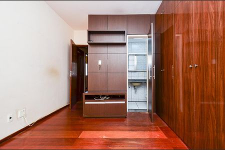 Apartamento à venda com 90m², 3 quartos e 1 vagaSuite