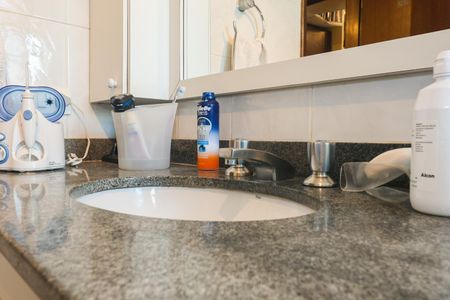 Casa à venda com 323m², 4 quartos e 4 vagas Casa à venda com 323m², 4 quartos e 4 vagasBanheiro