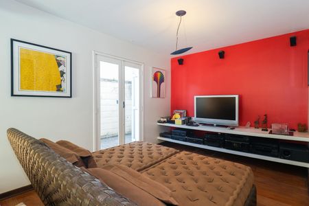 Sala de casa à venda com 4 quartos, 323m² em Jardim Leonor, São Paulo