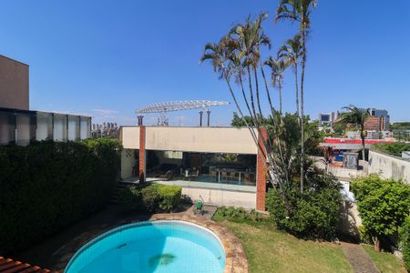 Casa à venda com 323m², 4 quartos e 4 vagas Casa à venda com 323m², 4 quartos e 4 vagasVista da Suíte 1