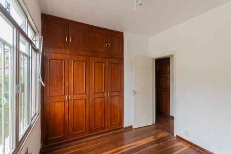 Apartamento à venda com 120m², 3 quartos e 1 vagaQuarto 2