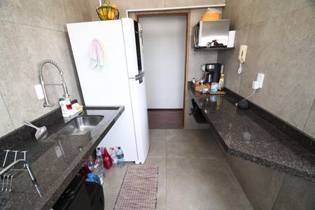 Apartamento à venda com 57m², 2 quartos e 1 vagaCozinha