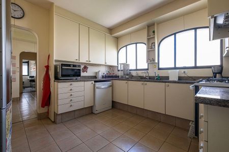 Apartamento à venda com 361m², 3 quartos e 4 vagasCozinha