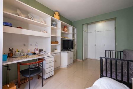 Apartamento à venda com 361m², 3 quartos e 4 vagasSuíte 2