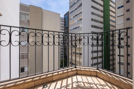 Apartamento à venda com 361m², 3 quartos e 4 vagasSuíte 1 - Varanda