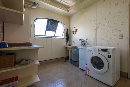 Apartamento à venda com 361m², 3 quartos e 4 vagasÁrea de Serviço