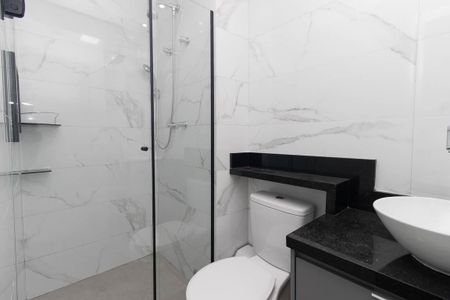 Apartamento à venda com 50m², 2 quartos e 1 vaga Apartamento à venda com 50m², 2 quartos e 1 vagaBanheiro Social