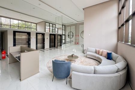 Studio para alugar com 32m², 1 quarto e sem vaga Studio para alugar com 32m², 1 quarto e sem vagaHall social