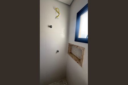 Apartamento à venda com 90m², 2 quartos e 2 vagasBanheiro da Suíte