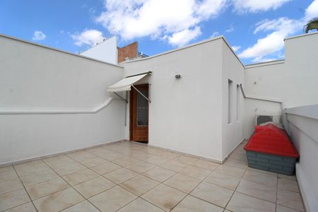 Sacada de casa à venda com 4 quartos, 315m² em Planalto Paulista, São Paulo