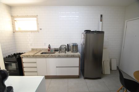 Apartamento para alugar com 70m², 2 quartos e 1 vagaCozinha